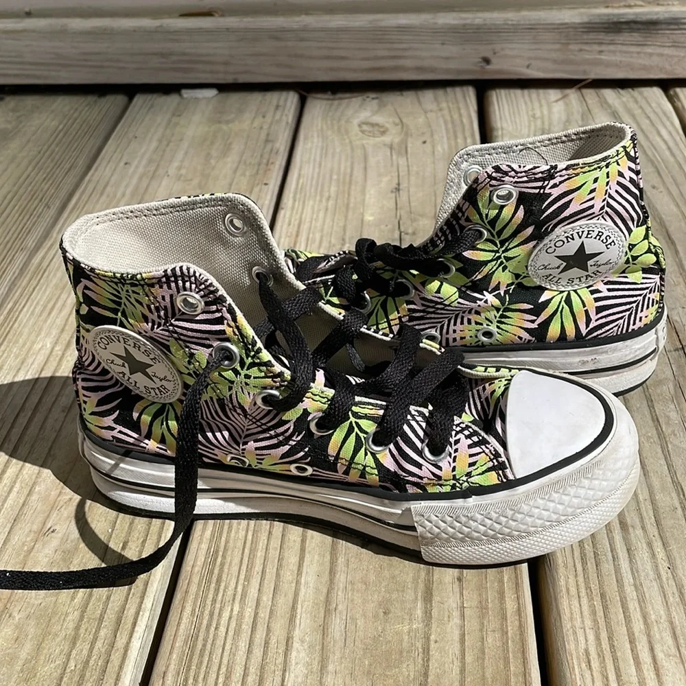 Converse CTAS Platform High Top Tropical Print Sneakers Youth Size 1
